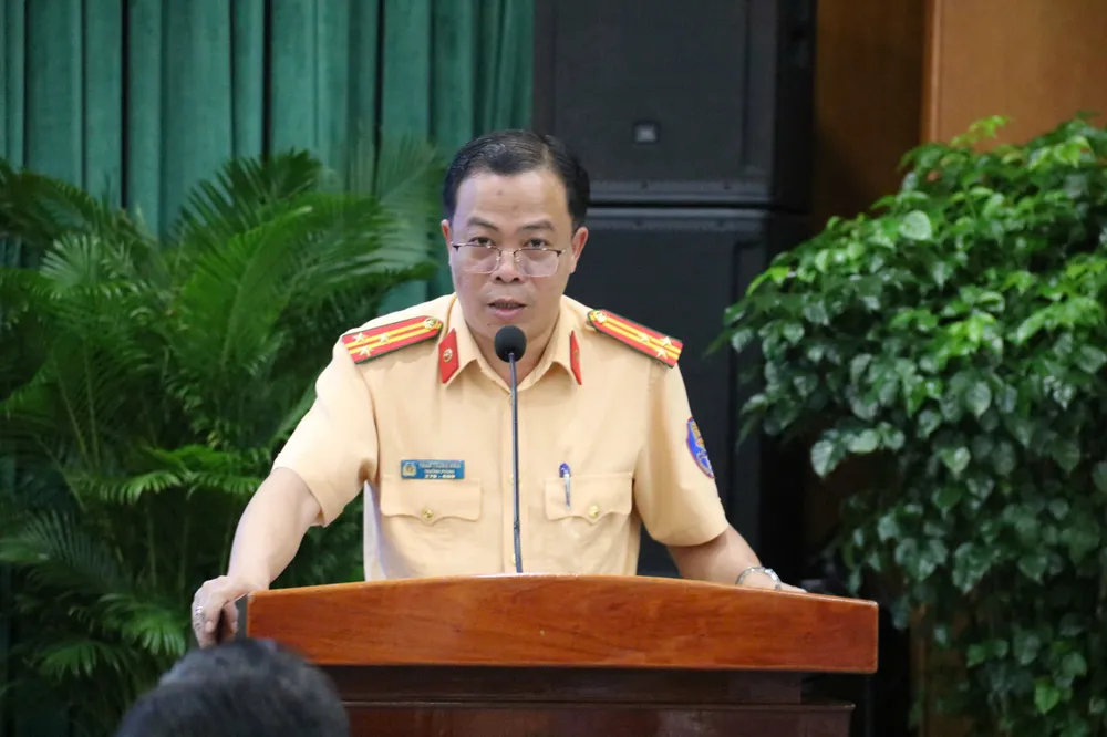 Ông Trần Trung Hiếu - Trưởng Phòng CSGT đường bộ, đường sắt. Công an TP.HCM. Ảnh: NHƯ NGỌC tai-nan-giao-thong-5.jpg