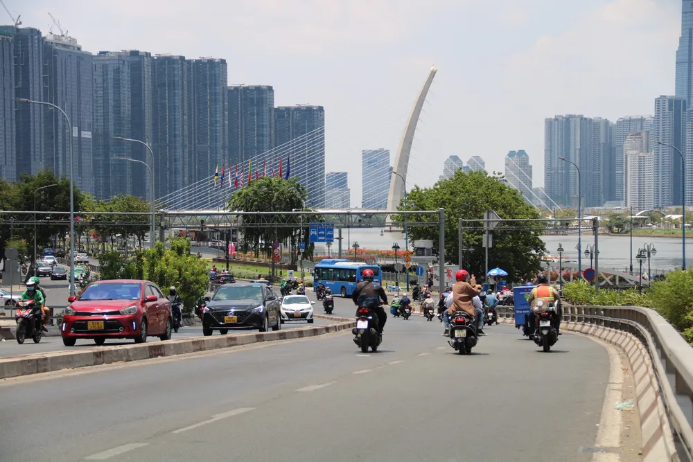 Nhiều tuyến đường trung tâm quận 1 cấm xe lưu thông vào tối ngày 2-9. Ảnh: NN cấm xe lưu thông