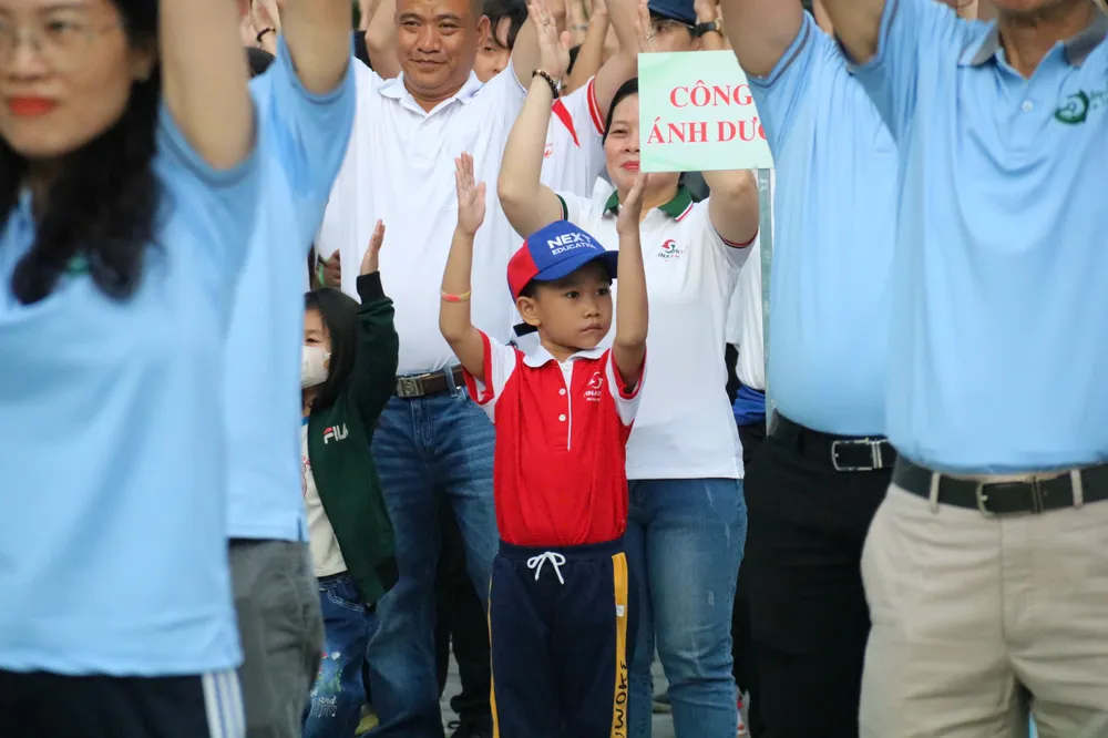 chuong-trinh-di-bo-6.jpg