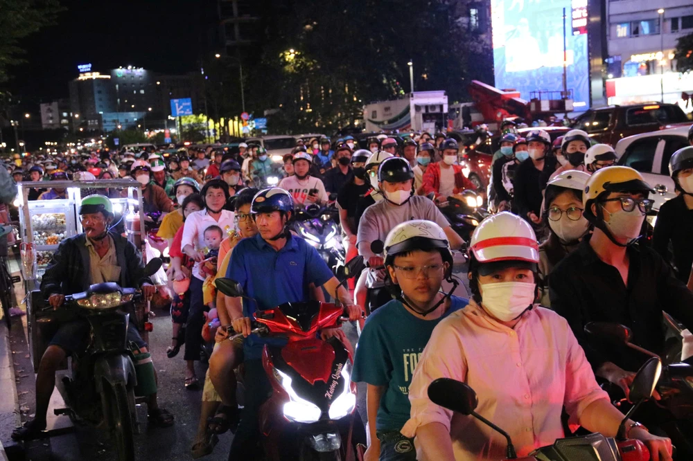 đón năm mới 2025