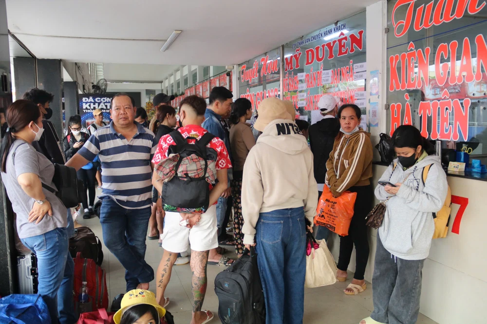 ben-xe-mien -tay-1.jpg