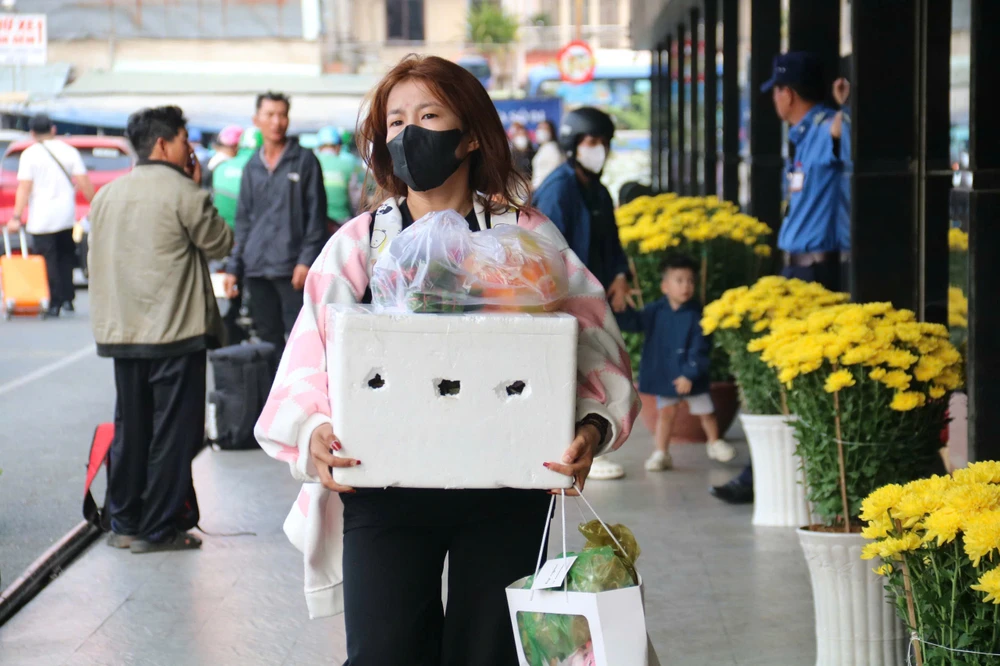 ben-xe-mien -tay-4.jpg