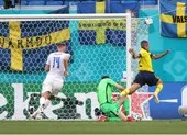 Quả phạt đền định đoạt kết quả trận Thụy Điển - Slovakia