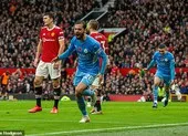 Ronaldo 'đứng hình', MU bế tắc toàn tập trước Man. City