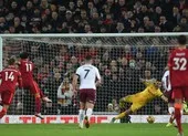 Liverpool, Chelsea cùng thắng khó để bám đuổi Man. City