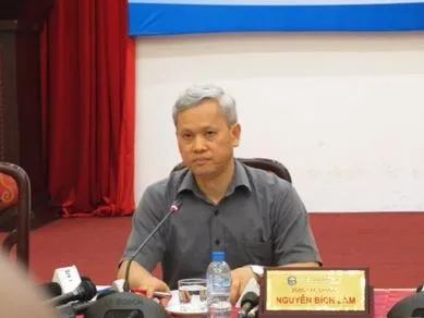 Không khai thác dầu bằng mọi giá để đạt mục tiêu tăng trưởng ảnh 1 ông Nguyễn Bích Lâm