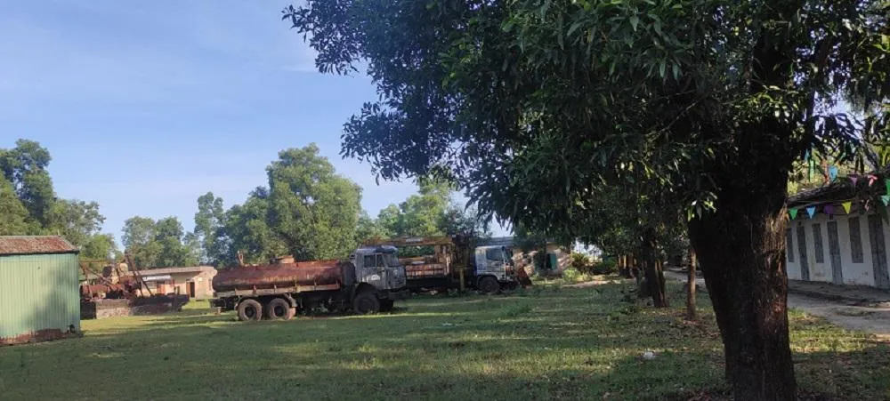 Thiết bị, hạ tầng phục vụ dự án mỏ sắt Thạch Khê đang nằm chờ. Ảnh: ĐL