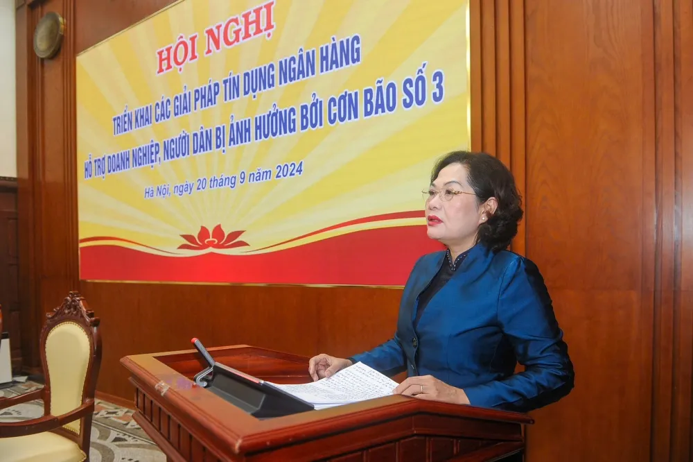 Thống đốc NHNN Nguyễn Thị Hồng phát biểu tại buổi họp chiều 20-9. Ảnh: TBNH z5849576771960-3114162c611e16f43b40b744dac18f0720240920140442.jpg