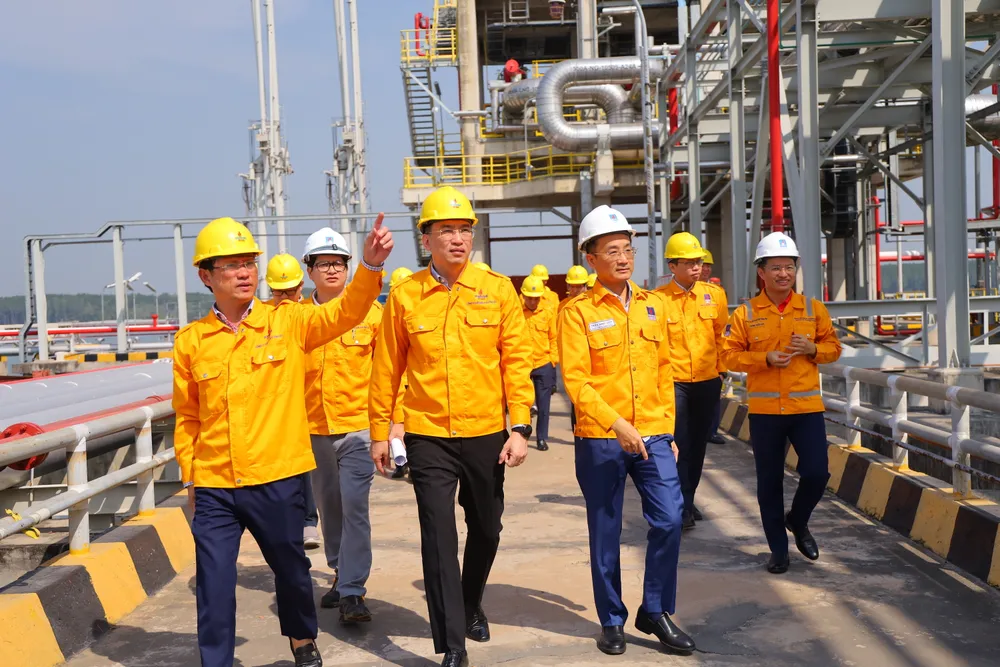 Đại hội Đảng bộ PV GAS nhiệm kỳ 2025-2030 định hướng chiến lược “Đổi mới - Bứt phá - Thích ứng - Cạnh tranh”. 4. cong tac tai don vi.JPG