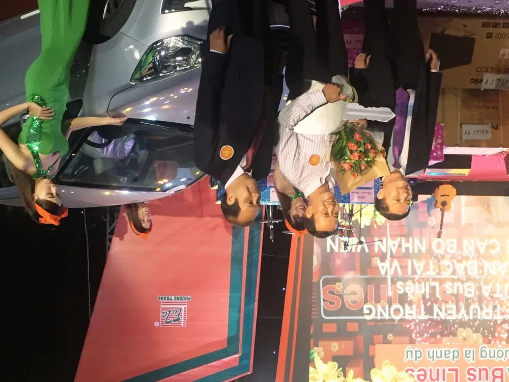 Ấm tình trong Ngày truyền thống FUTA Bus Lines 2016 ảnh 4