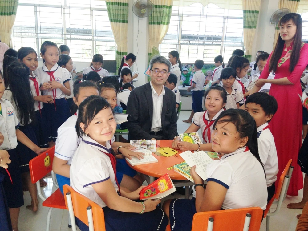 Honda Việt Nam: 2,5 tỉ đồng cho học bổng, xây thư viện ảnh 2