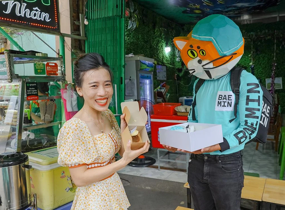 Các đối tác nhà hàng tiêu biểu sẽ được nhận quà bất ngờ Các đối tác nhà hàng tiêu biểu sẽ được nhận quà bất ngờ