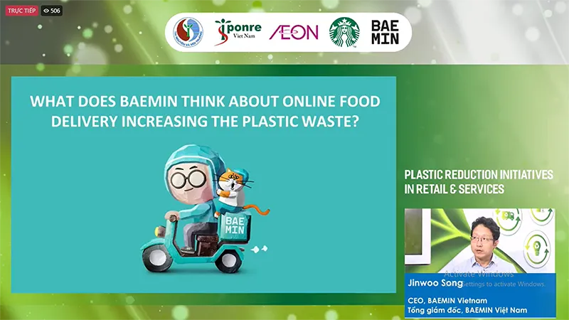 Ông Jinwoo Song, TGĐ BAEMIN Việt Nam chia sẻ các tác động môi trường do ngành giao thức ăn và đồ uống gây ra cũng như các sáng kiến của BAEMIN trong việc thúc đẩy xây dựng hệ sinh thái kinh doanh thân thiện môi trường