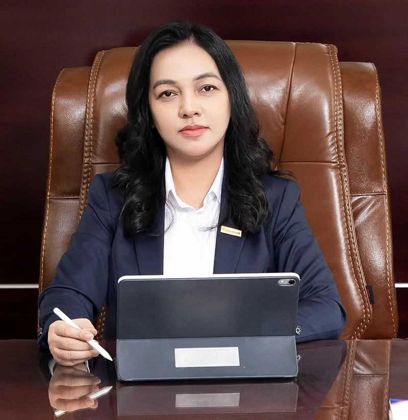 Bà Nguyễn Đức Thạch Diễm hiện đang là Phó Chủ tịch thường trực Hội đồng quản trị kiêm Tổng giám đốc của Sacombank