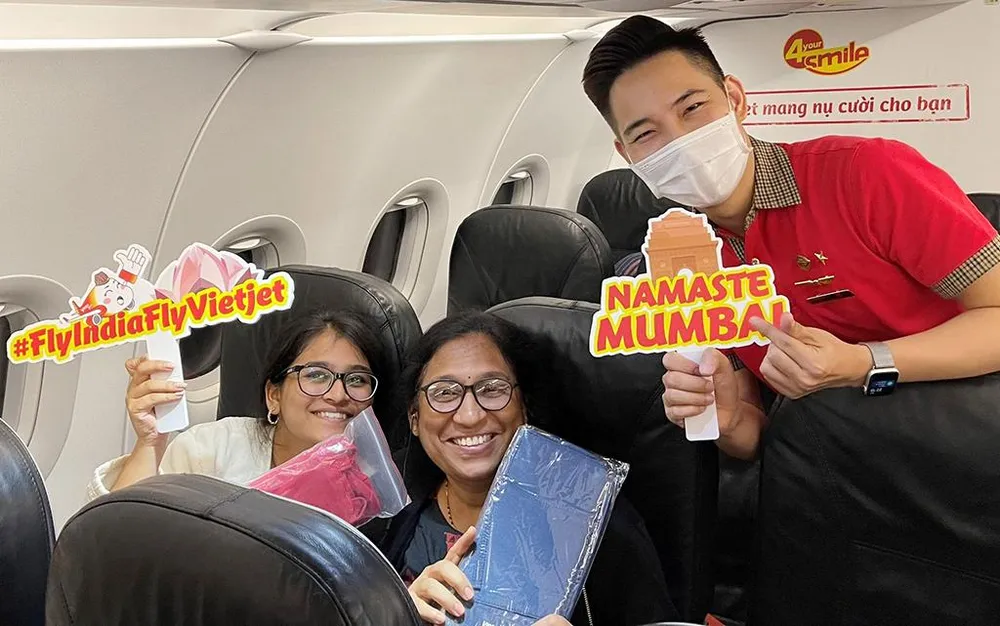 Du khách Ấn Độ trên chuyến bay của Vietjet
