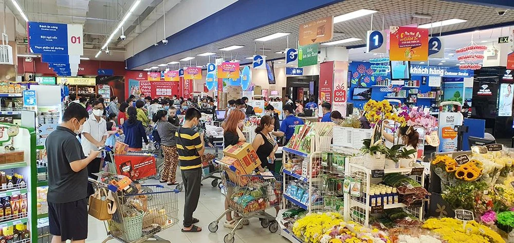 Co.op còn dành nhiều ưu đãi cho khách hàng hội viên Co.op còn dành nhiều ưu đãi cho khách hàng hội viên