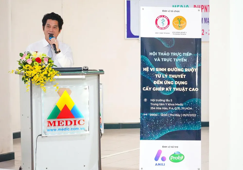 BS Nguyễn Vũ Linh - Trưởng Trung tâm Dinh dưỡng Vinamilk trình bày tại hội thảo (Ảnh: HỮU HẠNH) BS Nguyễn Vũ Linh - Trưởng Trung tâm Dinh dưỡng Vinamilk trình bày tại hội thảo (Ảnh: HỮU HẠNH)