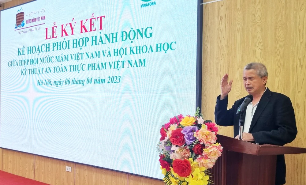 TS. Trần Đáng, Chủ tịch Hiệp hội Nước mắm Việt Nam phát biểu tại sự kiện.