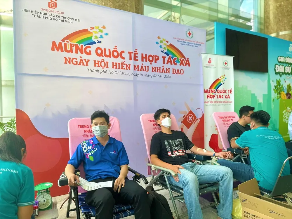 “Ngày hội hiến máu - cùng Saigon Co.op chia sẻ giọt hồng”.