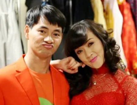Vân Dung và bạn diễn Xuân Bắc