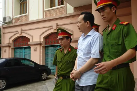 Bị cáo Sầm Đức Xương. Bị cáo Sầm Đức Xương.