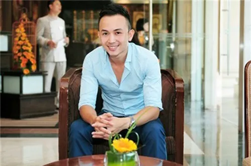 Thành viên khá trầm lắng của Nhật ký vàng Anh. Thành viên khá trầm lắng của Nhật ký vàng Anh.