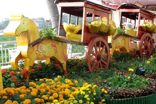 Những hiện vật đoạt giải trong Hội hoa xuân TP.HCM ảnh 6