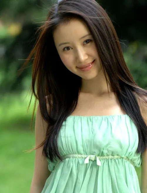 Những “gái ngoan” hiếm hoi của Cbiz ảnh 9