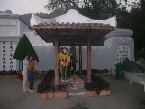 Chùm ảnh Lăng Thoại Ngọc Hầu ở Châu Đốc ảnh 4 Chùm ảnh Lăng Thoại Ngọc Hầu ở Châu Đốc ảnh 4