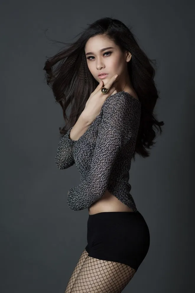 Nhờ vào việc thay đổi hình ảnh sexy, Trương Quỳnh Anh nhận được nhiều lời mời biểu diễn hơn. Tuy vậy, thời gian này cô vẫn chỉ nhận những show diễn tại trung tâm thành phố vì phải dành thời gian chăm sóc con trai, để ông xã yên tâm tập luyện cho cuộc thiBước nhảy hoàn vũ.