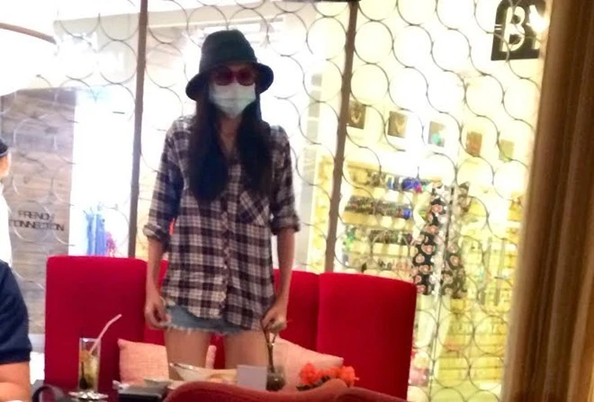 Hoa hậu Diễm Hương có thể bị cấm diễn? ảnh 1