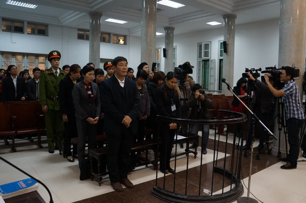 Vụ nhân bản xét nghiệm: Cảnh cáo giám đốc, cao nhất một năm tù ảnh 3 Vụ nhân bản xét nghiệm: Cảnh cáo giám đốc, cao nhất một năm tù ảnh 3