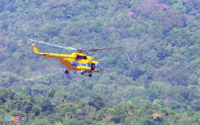 Máy bay Việt Nam tham gia tìm kiếm máy bay nghi mất tích. Ảnh: Trường Nguyên. Máy bay Việt Nam tham gia tìm kiếm máy bay nghi mất tích. Ảnh: Trường Nguyên.