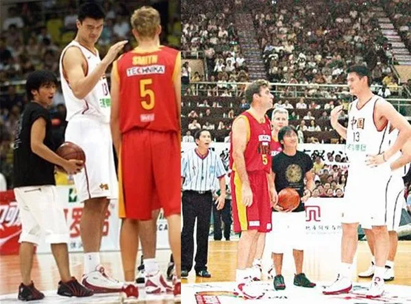 Không chỉ có Thành Long, Tạ Đình Phong cũng vô cùng bé nhỏ khi xuất hiện bên cạnh tuyển thủ bóng rổ Diêu Minh trên sàn đấu. Không chỉ có Thành Long, Tạ Đình Phong cũng vô cùng bé nhỏ khi xuất hiện bên cạnh tuyển thủ bóng rổ Diêu Minh trên sàn đấu.