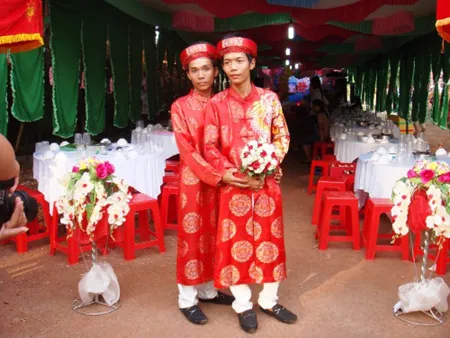 Hôn nhân đồng tính chưa được pháp luật công nhận nhưng cũng không xử phạt được