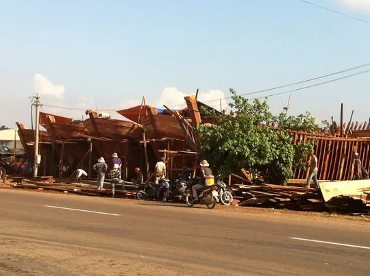 Hiện trường xảy ra vụ vợ cầm dao chém chồng