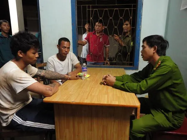 45 con nghiện phá tường rào bỏ trốn ảnh 1