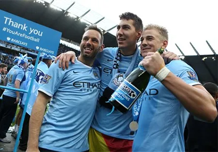 Giây phút đi vào lịch sử của Man City ảnh 25 Ba thủ thành của Man City là Richard Wright, Costel Pantilimon và Joe Hart