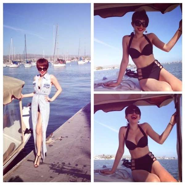 Các chàng trai chắc chắn không thể rời mắt khi cô gái cá tính, gợi cảm này xuất hiện trên bãi biển.