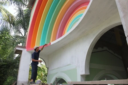 Toàn bộ công trình đều do ông Bạch tự tay thiết kế, xây dựng