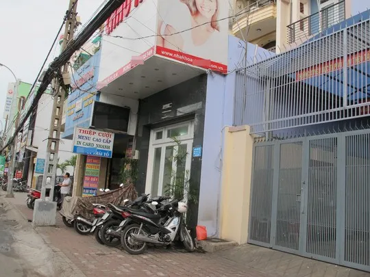 Tiệm răng nơi vị khách mê tín dị đoan đến đập phá