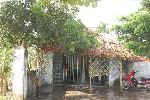 Quán cà phê trá hình nơi kinh doanh mại dâm vườn.