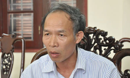 hiệu phó, nằm viện, mất trường, Bắc Ninh, bức xúc, đuổi việc, ra đường