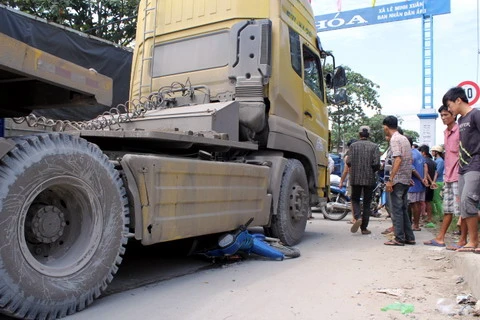 chết thảm, TNGT, vượt ẩu, lấn đường, TPHCM