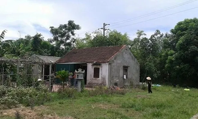 Ngôi nhà nơi bà Minh đang ở. Ngôi nhà nơi bà Minh đang ở.