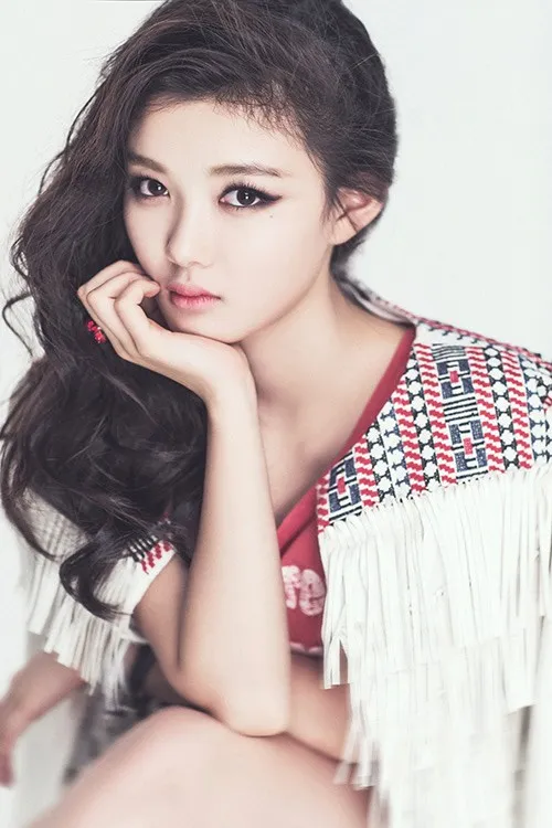 Bí mật chưa tiết lộ của mỹ nhân nhí hot nhất showbiz Hàn