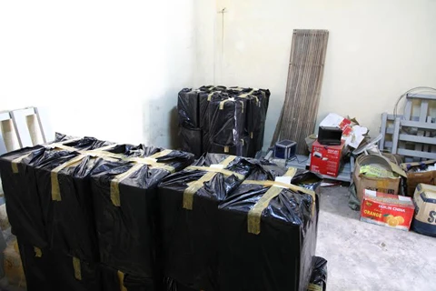 xe đông lạnh, thuốc lá lậu, thị trường