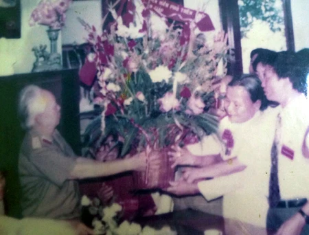 Vườn mía bà Liên trồng để phục vụ được Phó Thủ tướng Trần Phương hồi đó về thăm.