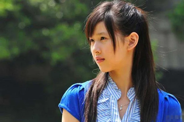 Tô Hữu Bằng trả 7 tỷ đồng mời hot girl 9x đóng phim