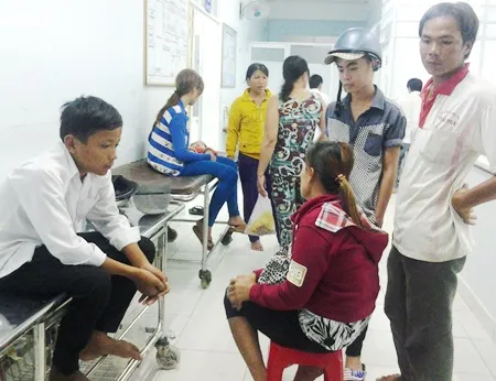 Tin nhắn từ số điện thoại của em Chuyển vào điện thoại của cha em này.